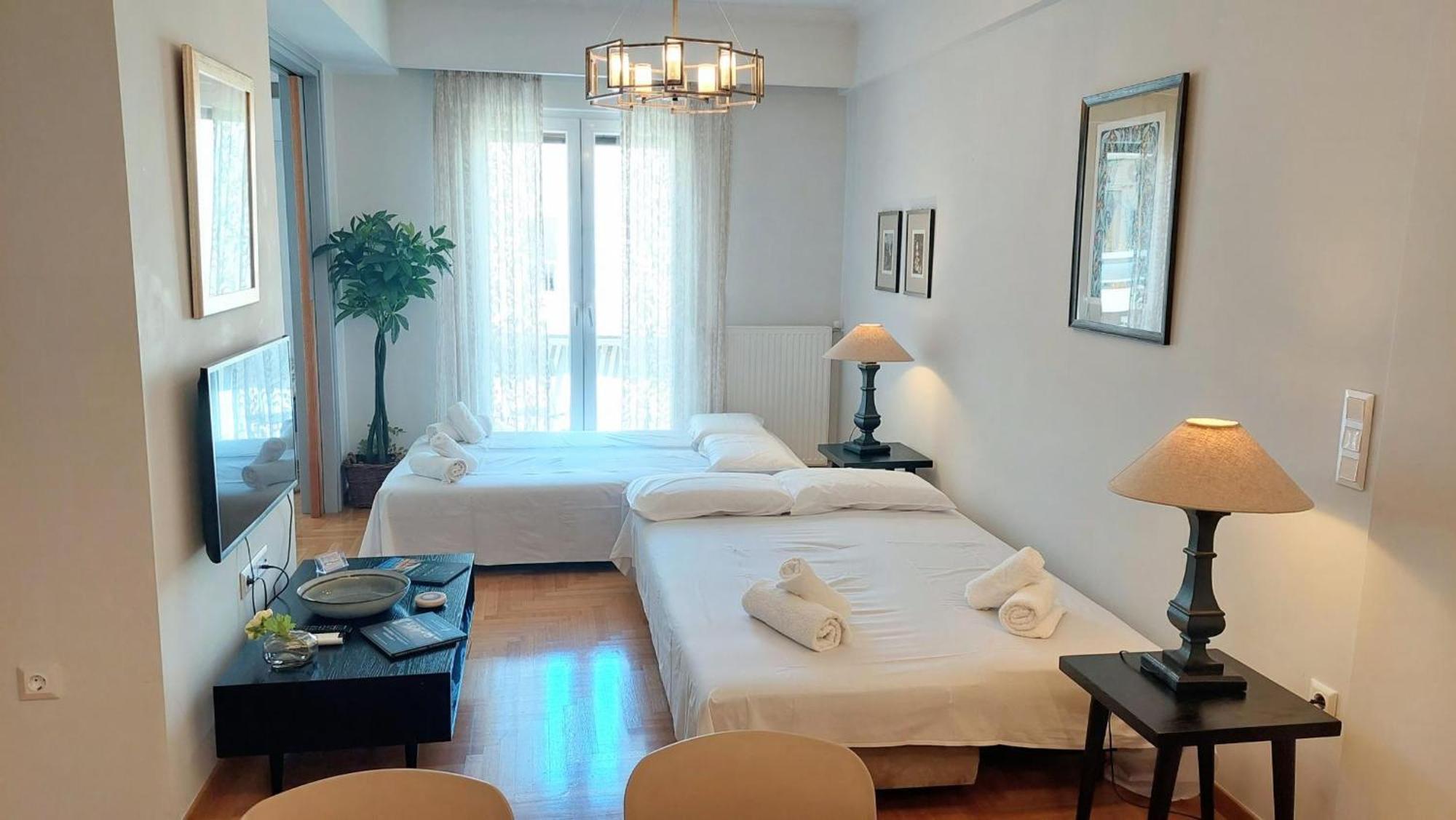 Elegant Apartment In Acropolis Афіни Екстер'єр фото