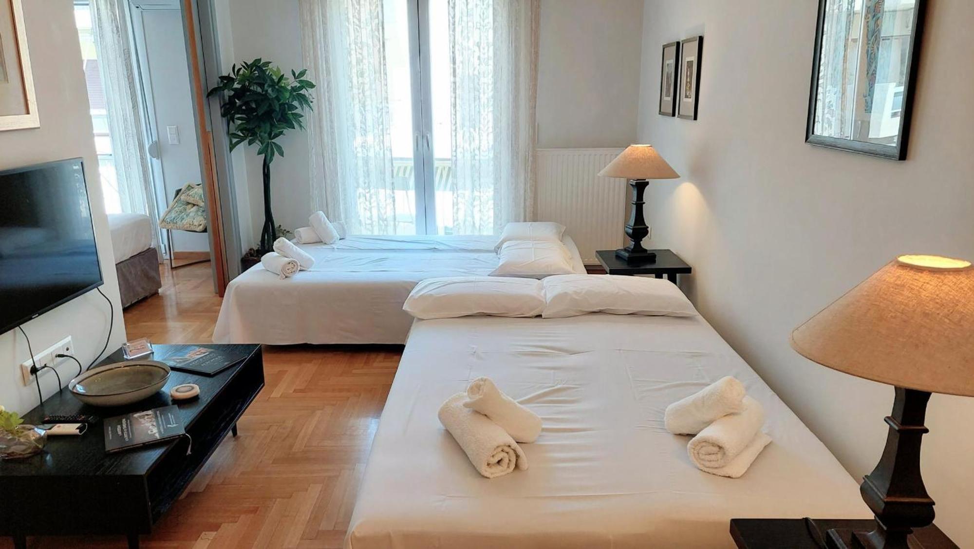 Elegant Apartment In Acropolis Афіни Екстер'єр фото