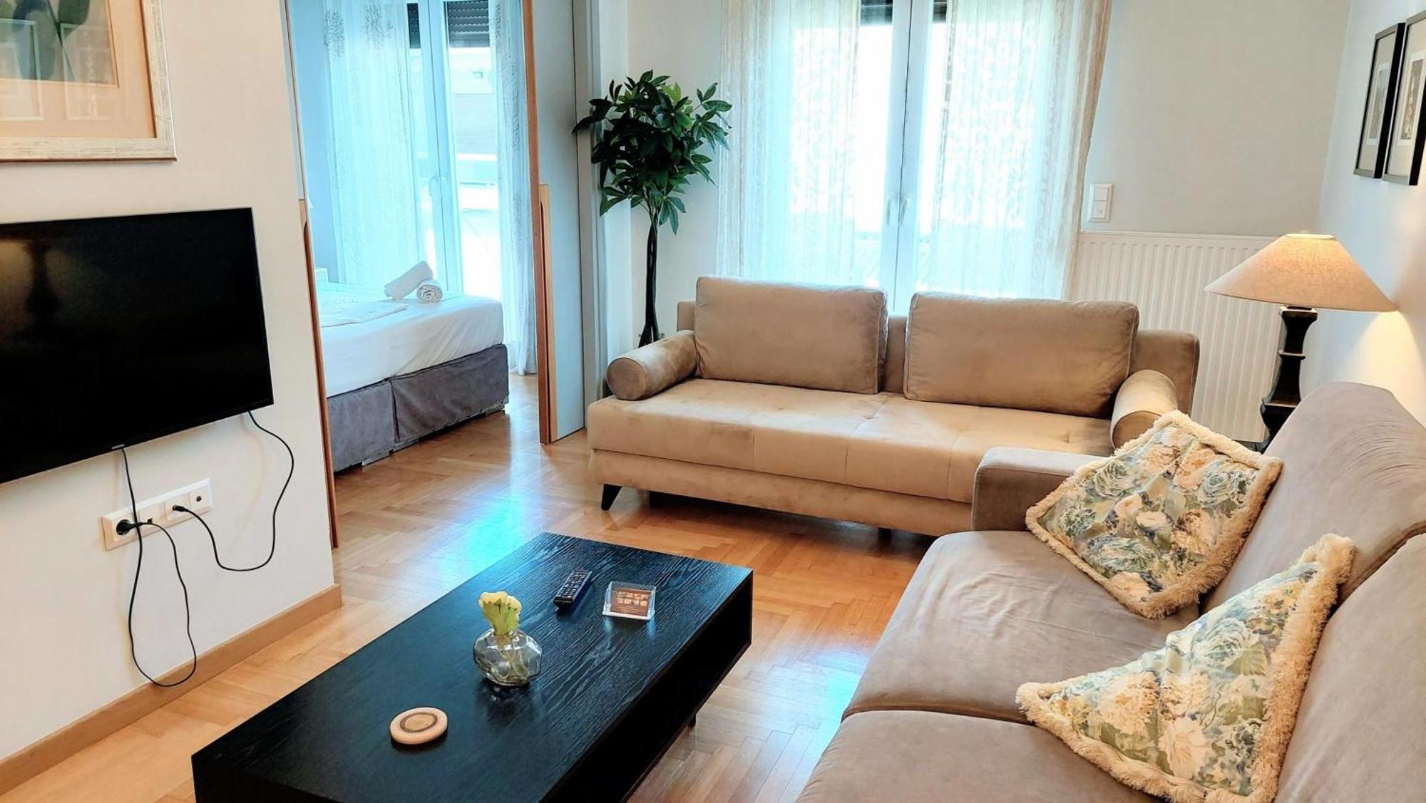 Elegant Apartment In Acropolis Афіни Екстер'єр фото